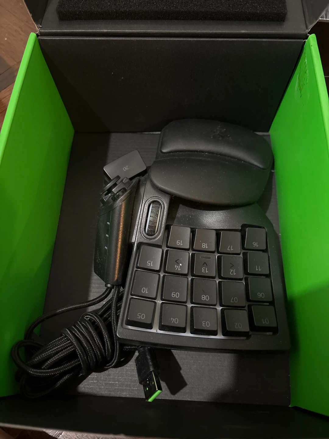 Razer Tartarus V2 Mecha-Membrane Gaming Keypad
