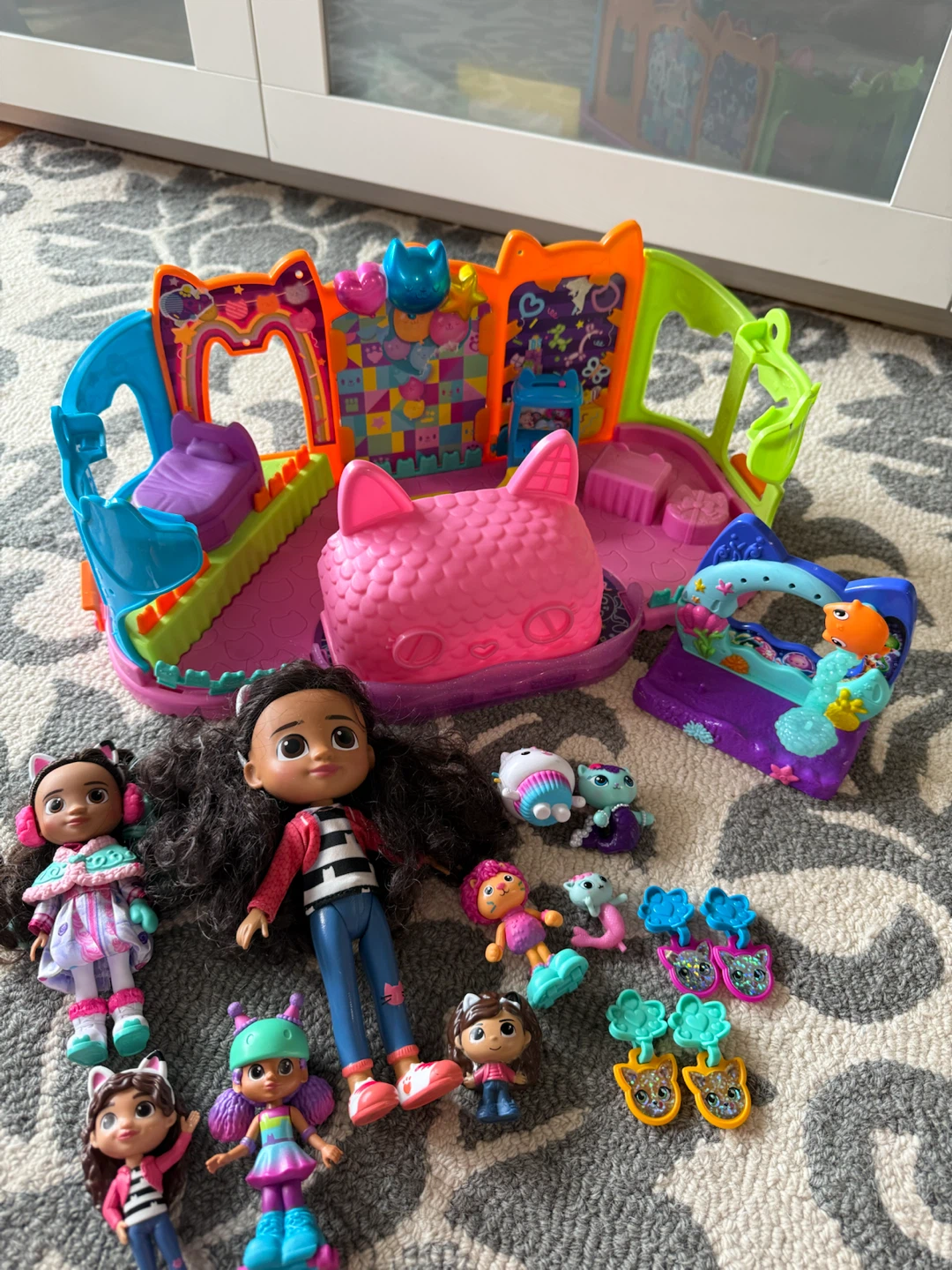 Gabby's Dollhouse Playset with Figures
