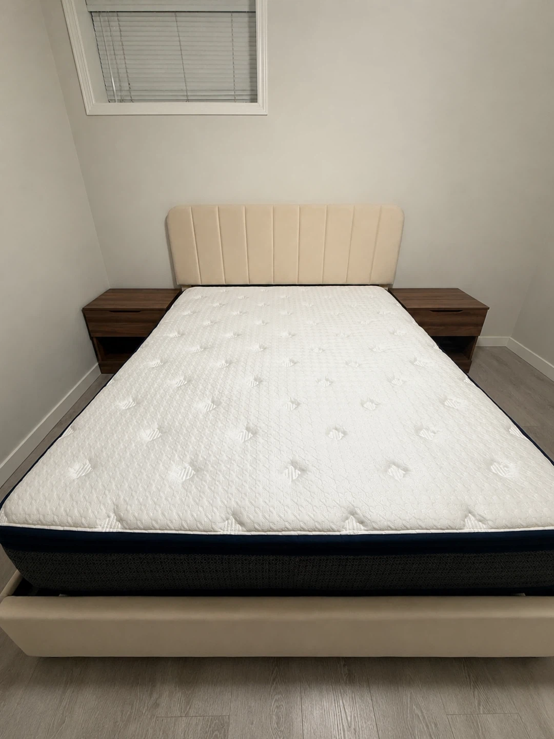 Queen Size Mattress from Sleep Country
