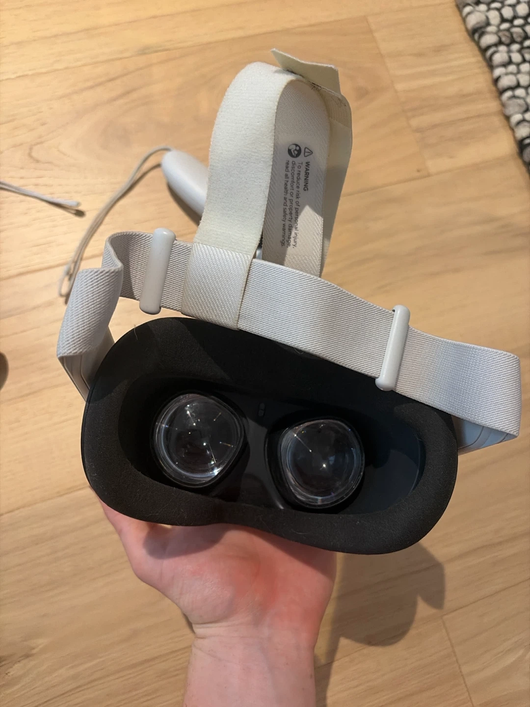 VR Meta Quest 2 - photo 2