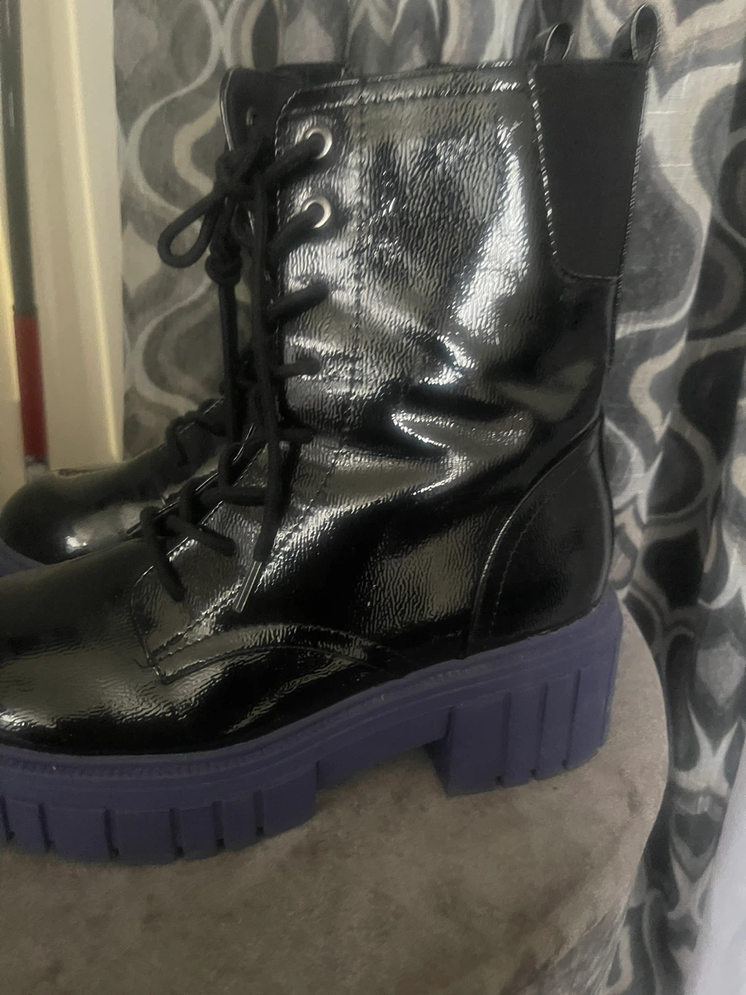 Black patent lace-up boots with purple sole - photo 2