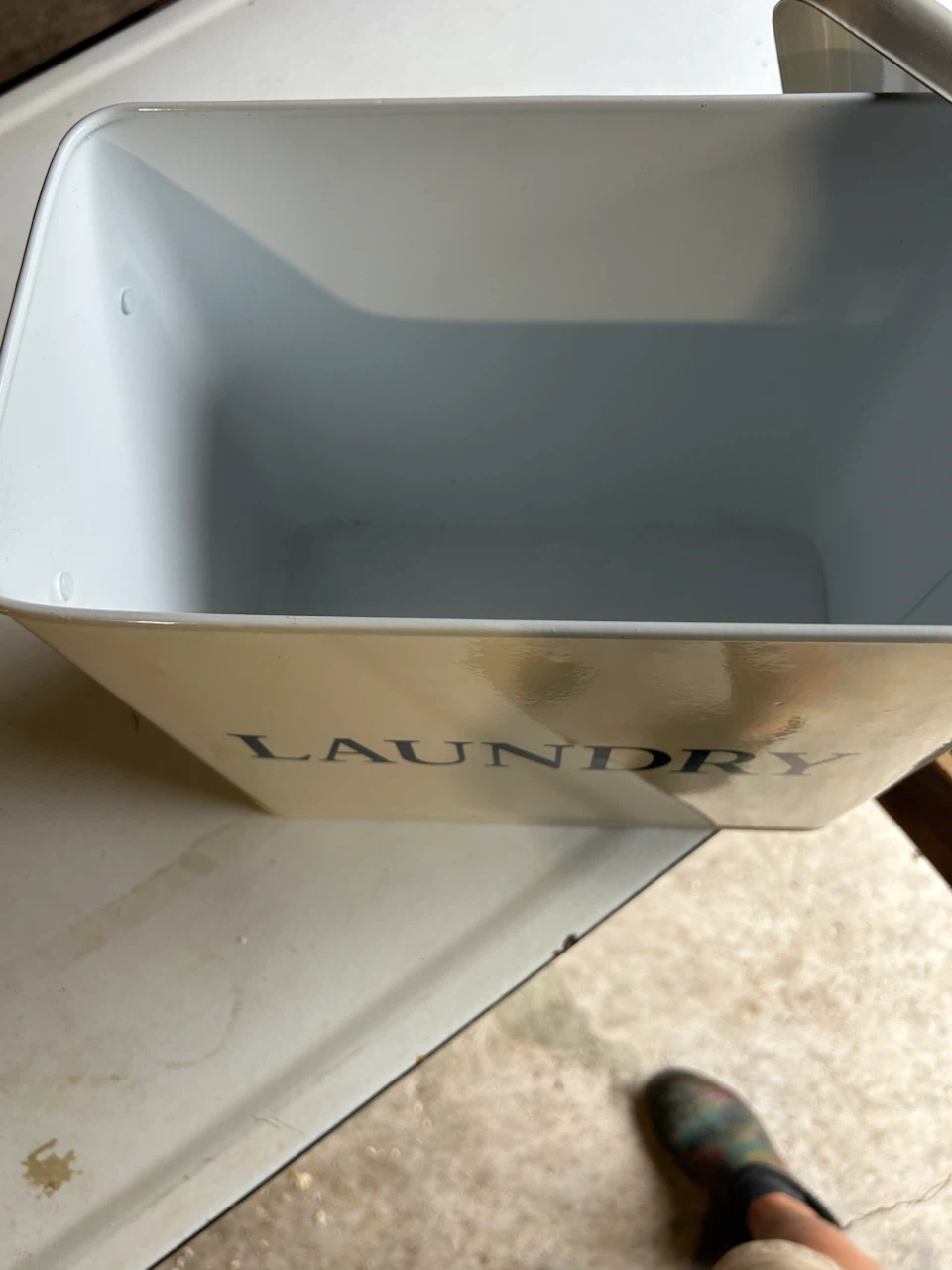 Cream Laundry Bin with Lid - photo 2
