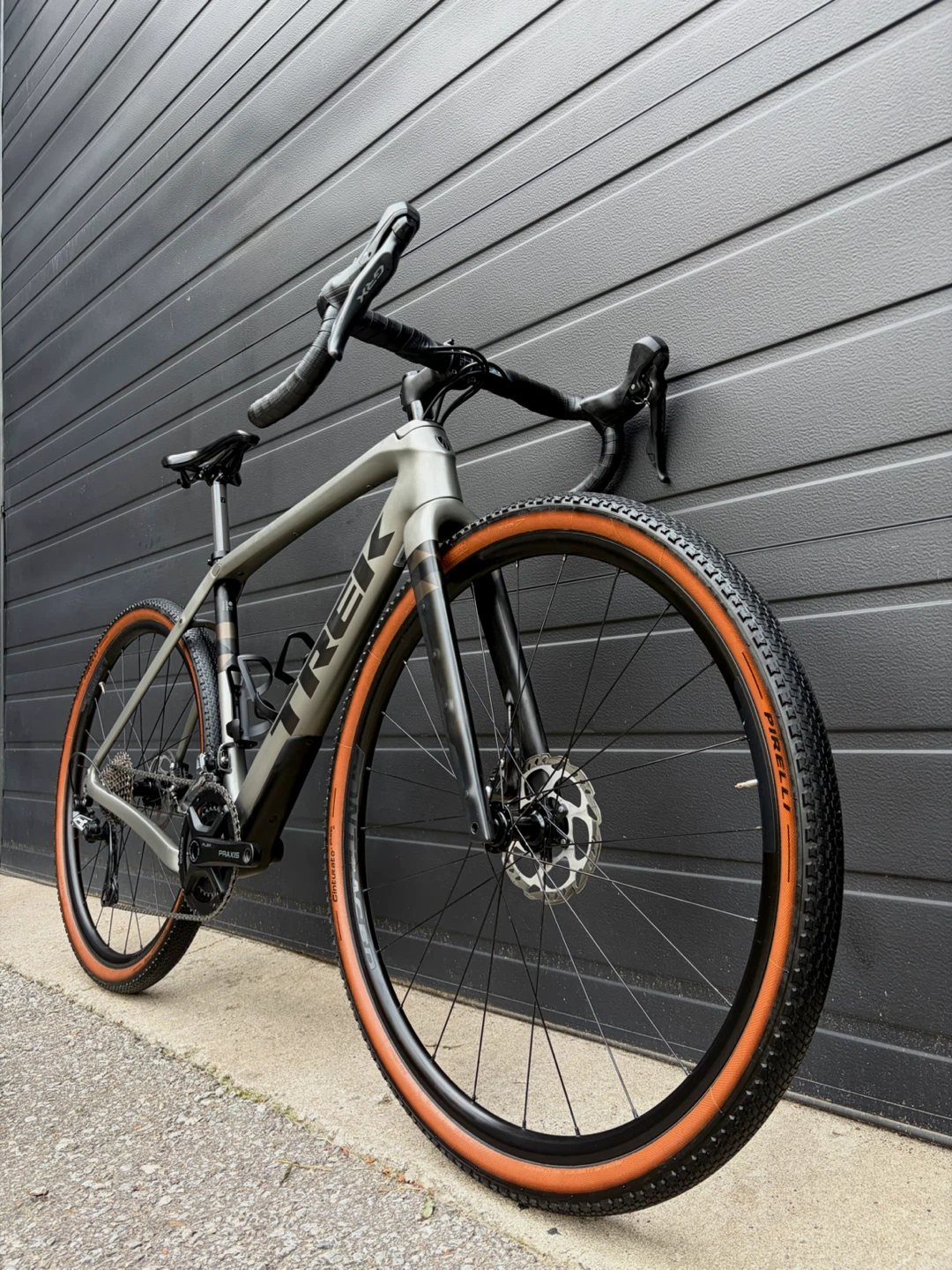 Carbon Trek Checkpoint Gravel Bike - photo 3