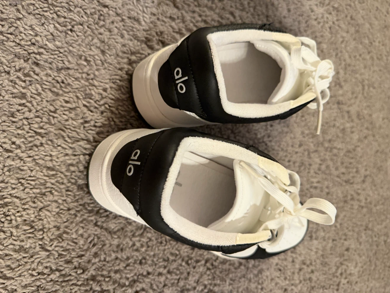 ALO YOGA Sneakers White/Black Size 4 - photo 4