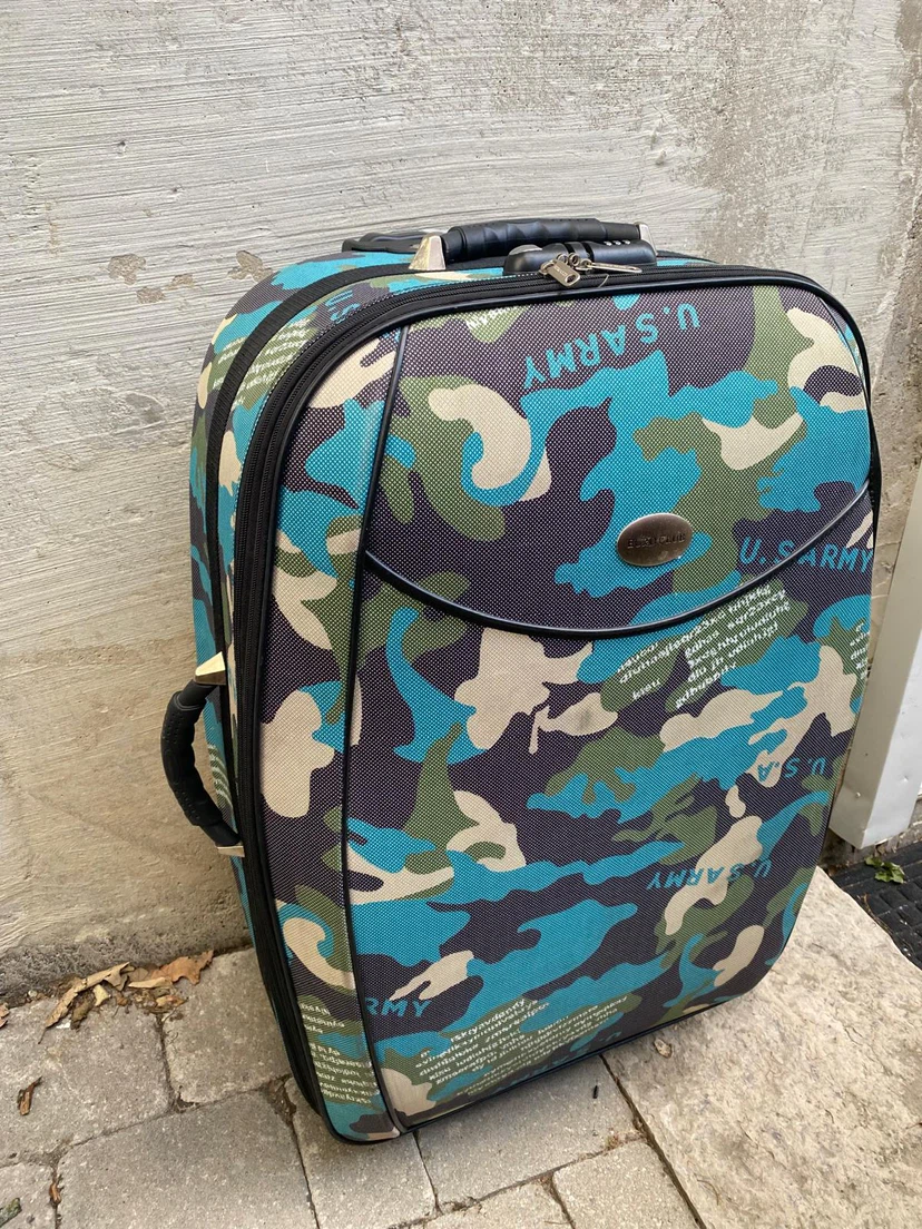 U.S. ARMY Camouflage Rolling Suitcase