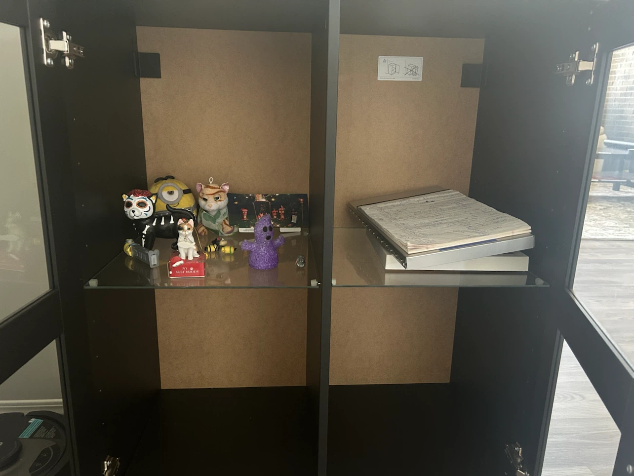 IKEA cabinet with glass door - photo 2
