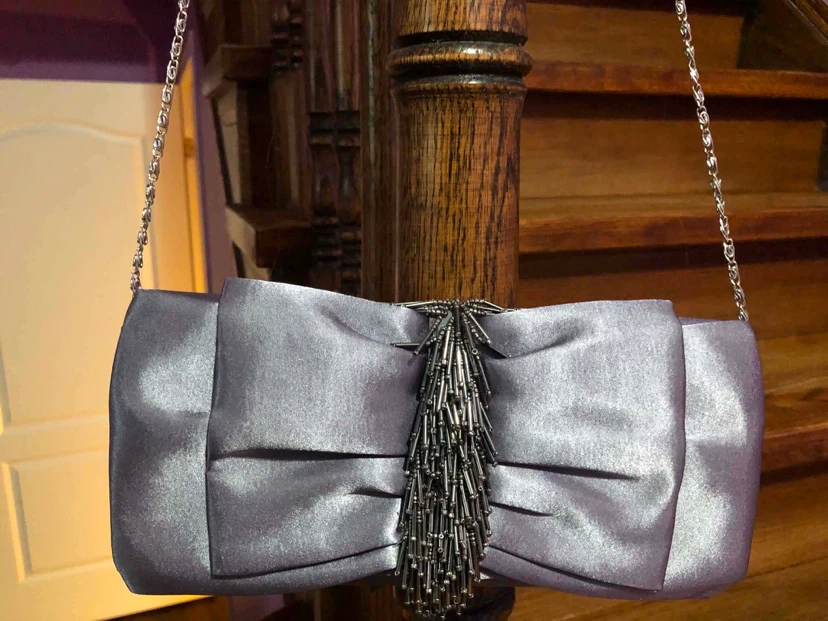 Silver Beaded Bow Clutch - photo 2