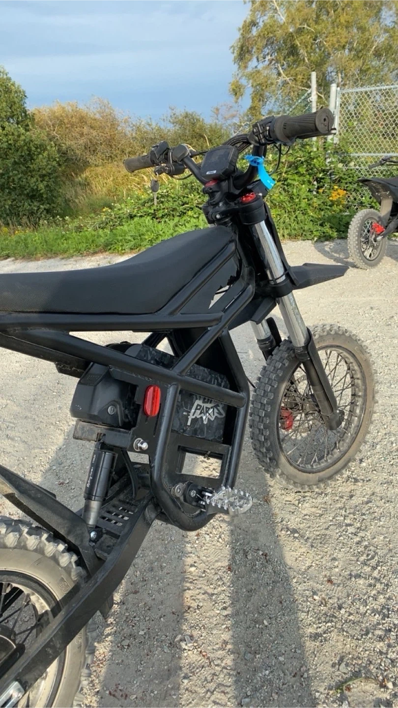 Gt54 pro Black Electric Dirt Bike - photo 3