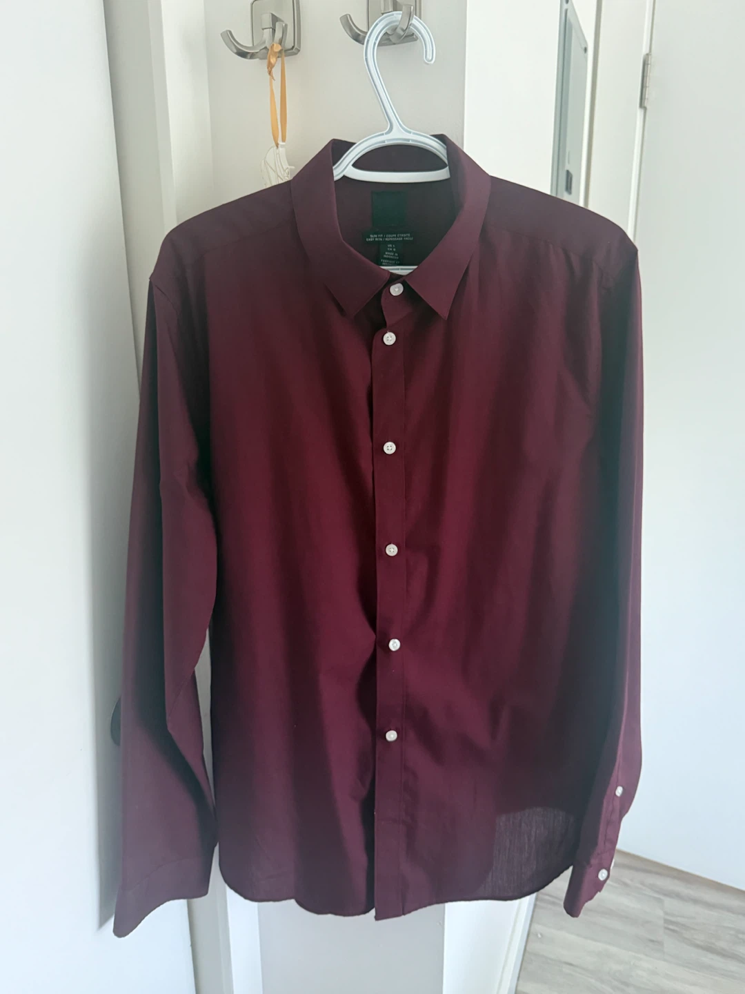 H&M Men's Burgundy Slim Fit Dress Shirt