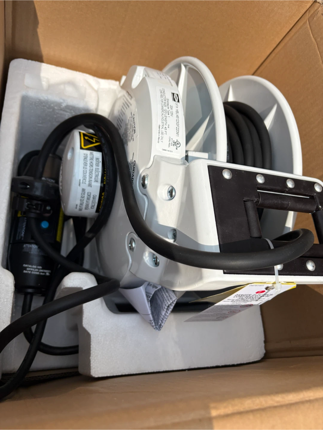 Hubbell HBLI45123GF220M1 - photo 2