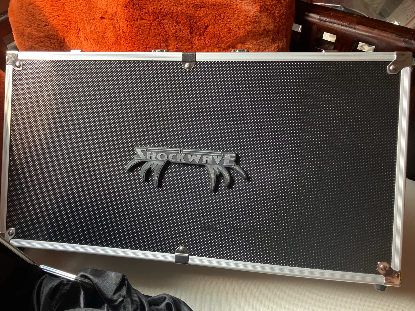 Shockwave Jeep Wrangler Soeakers - 2 pair - photo 2
