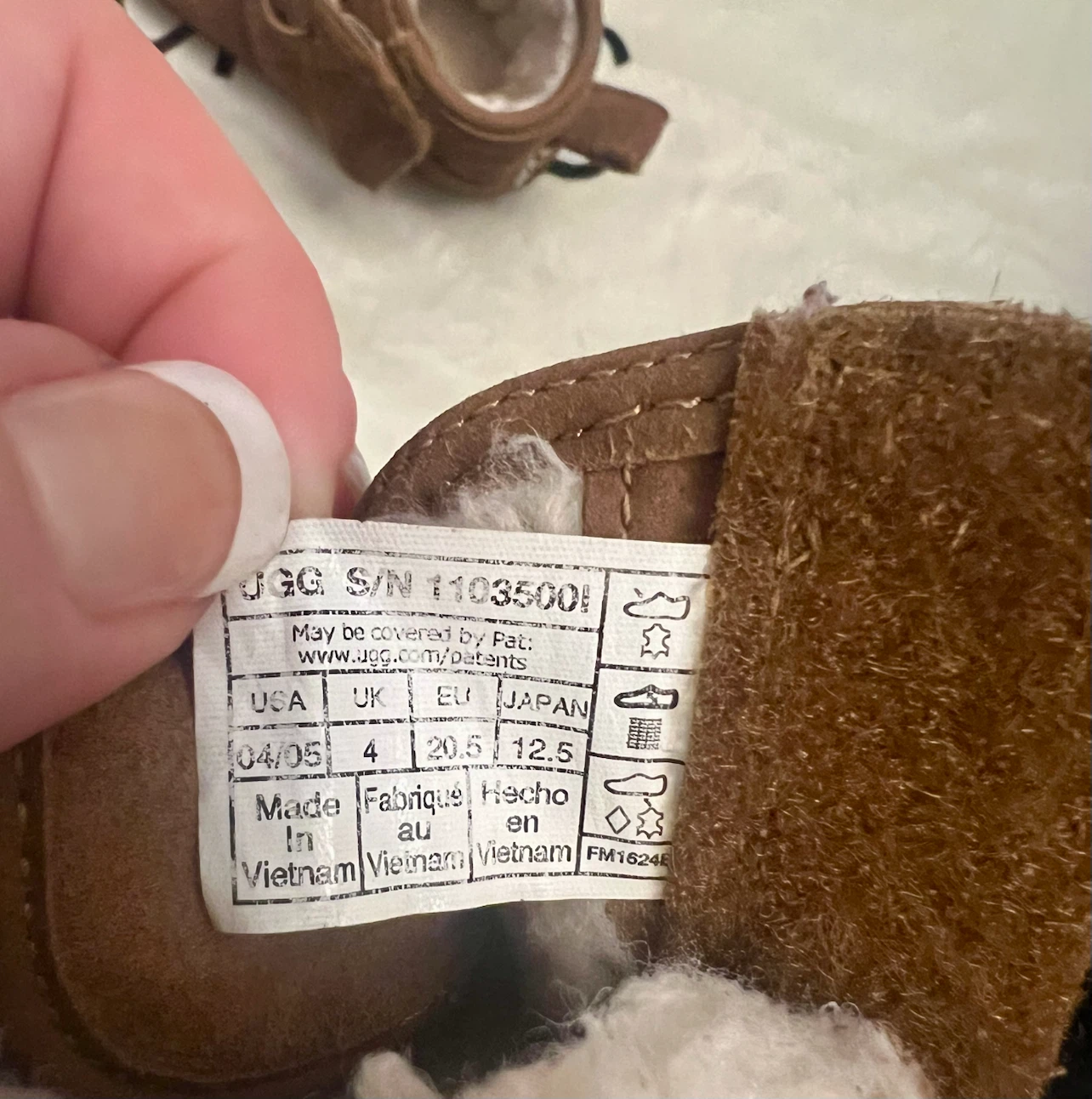 UGG Baby Boots - Brown ( size 4/5) - photo 4