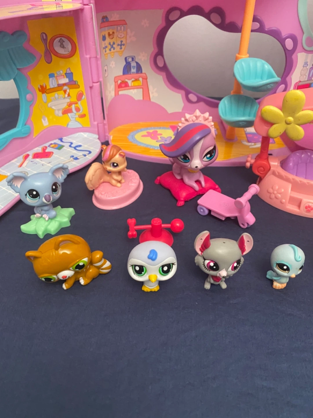 Littlest Pet Shop LPS Tail Fitness Center Gym Play set House - photo 2