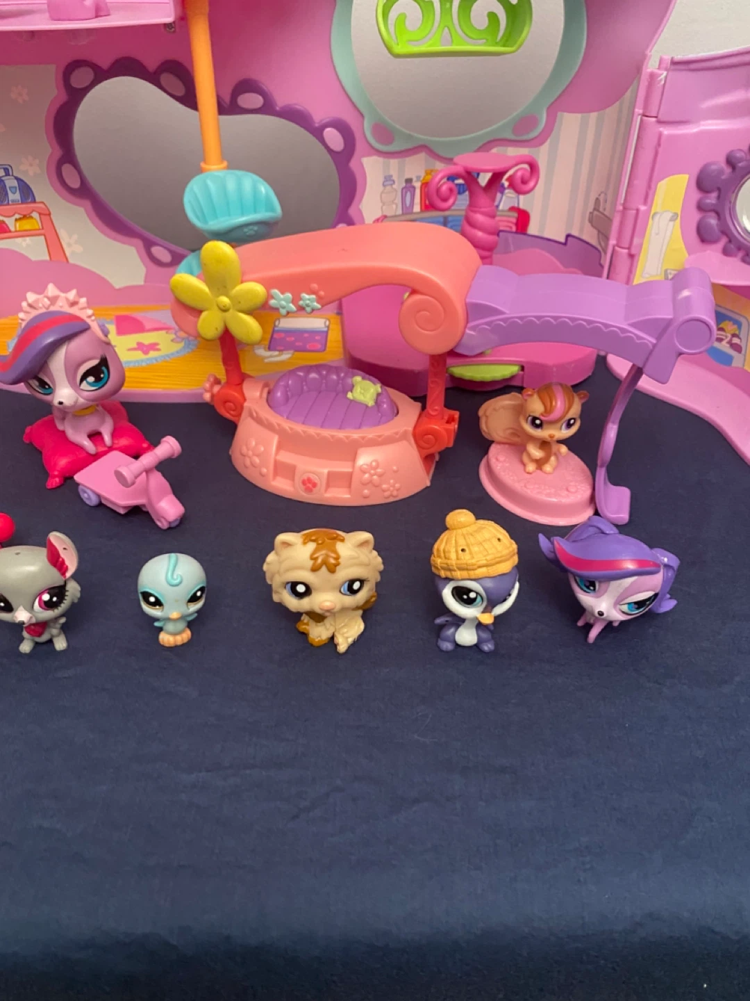 Littlest Pet Shop LPS Tail Fitness Center Gym Play set House - photo 3
