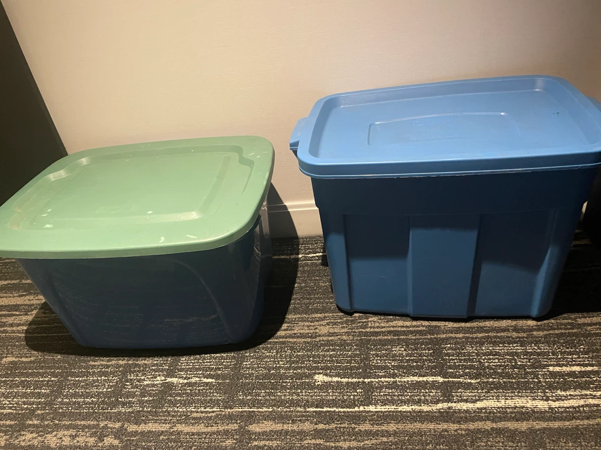 2 Storage Tote with Lid - 68 L