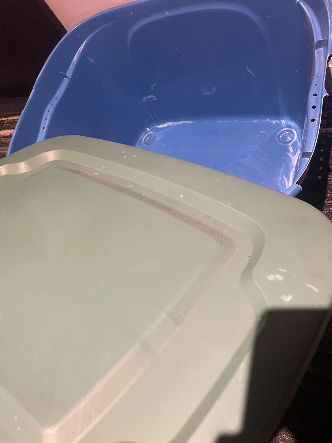 2 Storage Tote with Lid - 68 L - photo 4