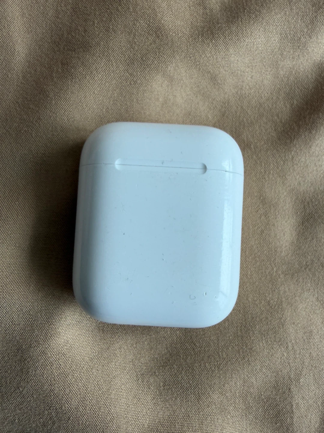 Apple AirPods with Charging Case