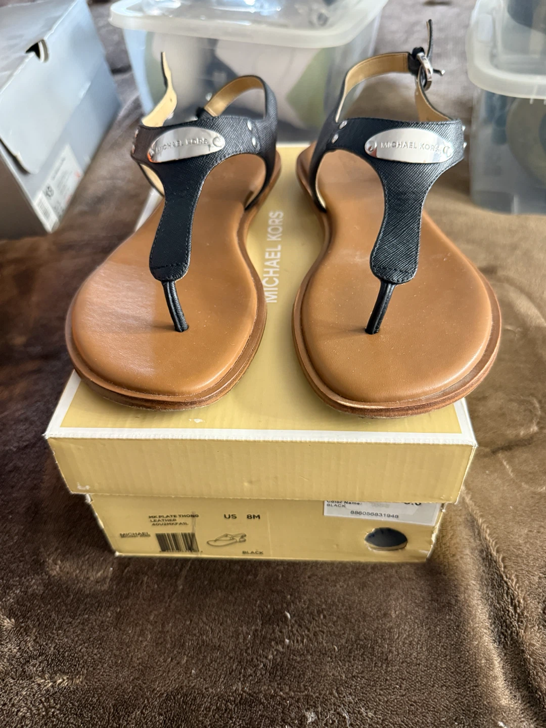 Michael Kors Women's Black Leather Thong Sandals Size 8M - photo 3