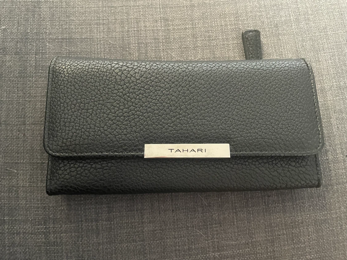 Or Best Offer! Roots brand bag and never used wallets - photo 2
