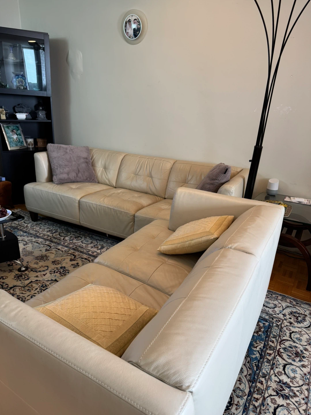 Living room sofa - photo 2