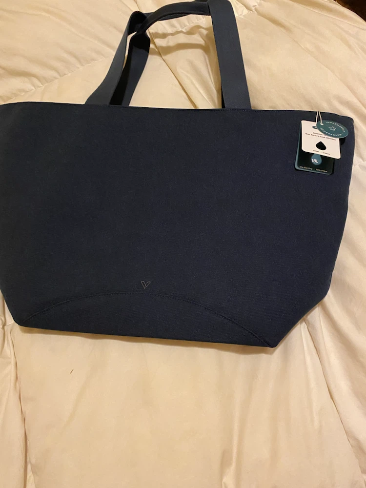 NEW NEVER USEDBVessi Waterproof Tote Bag - Navy