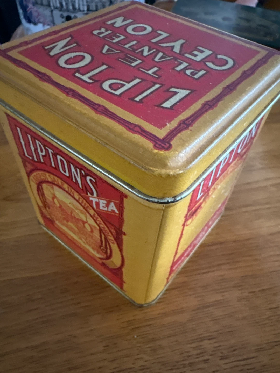 Lipton Tea Planter's Ceylon Tin - photo 2