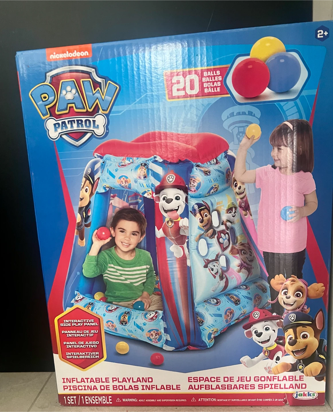 Paw Patrol Inflatable Playland with 20 Balls *NIB*