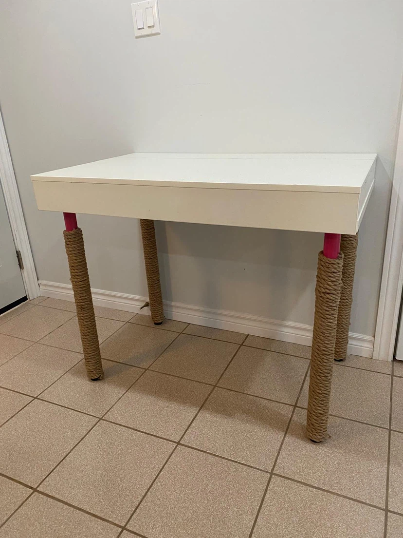 White Fold-Down Desk with Rope-Wrapped Legs - photo 4