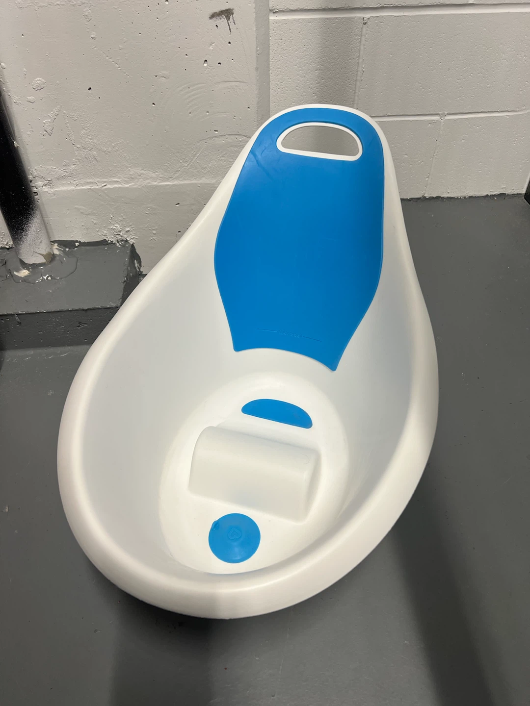 Munchkin Infant Baby Bath Tub