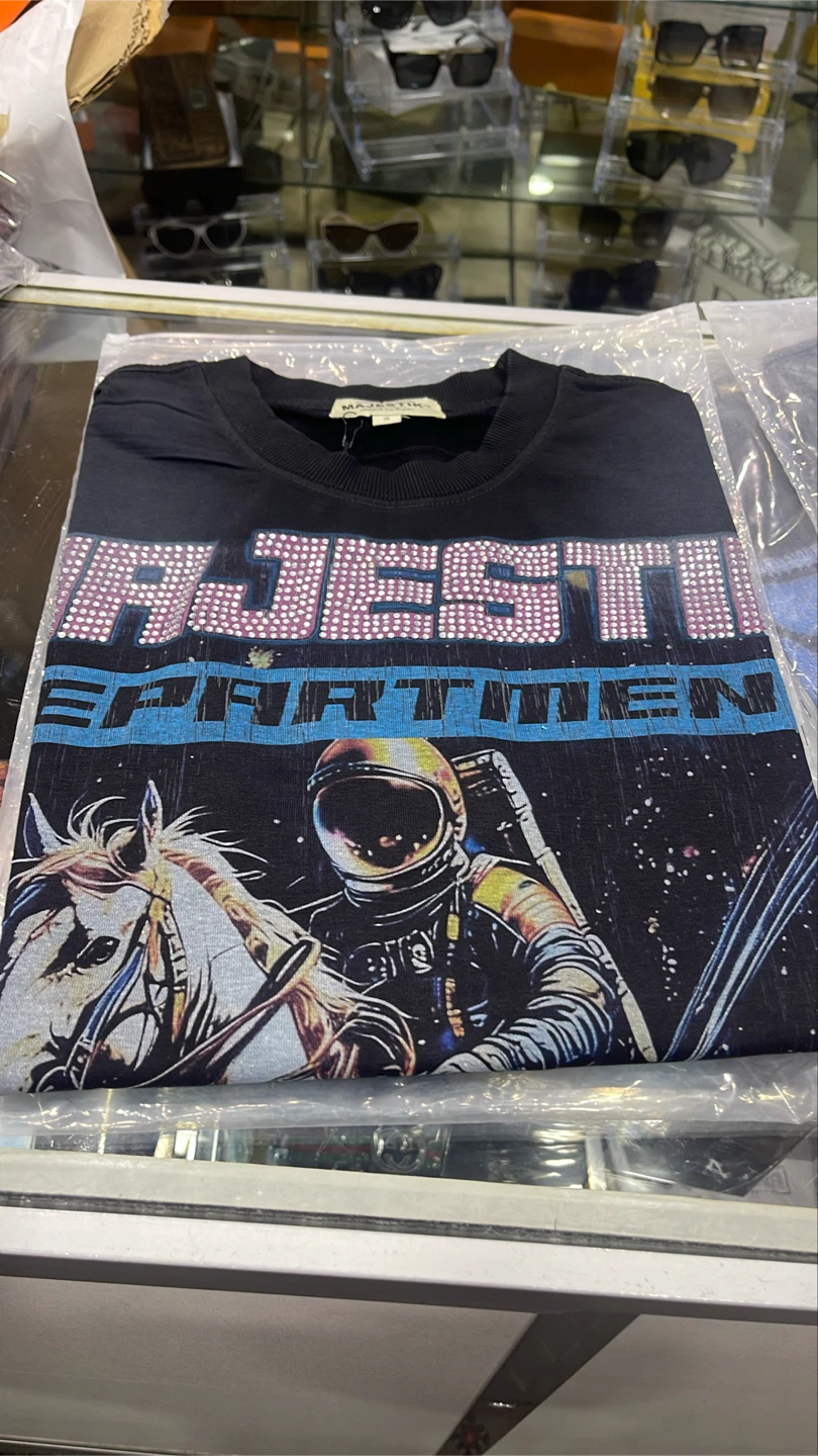 MAJESTIK "FRESH" Lion Graphic T-Shirt - photo 2