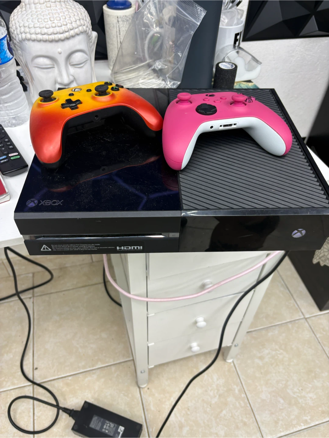 Xbox One Console with Two Controllers - photo 2