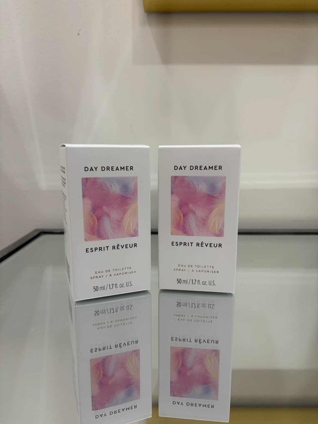 Day Dreamer Eau de Toilette Spray 50 ml each