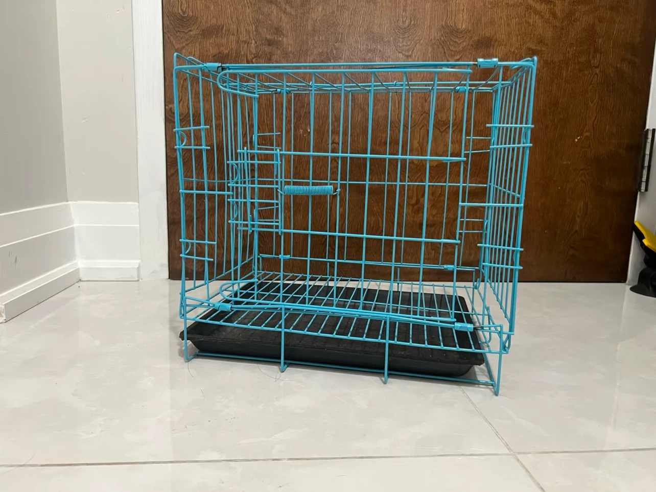 Blue Pet Carrier Crate with Tray