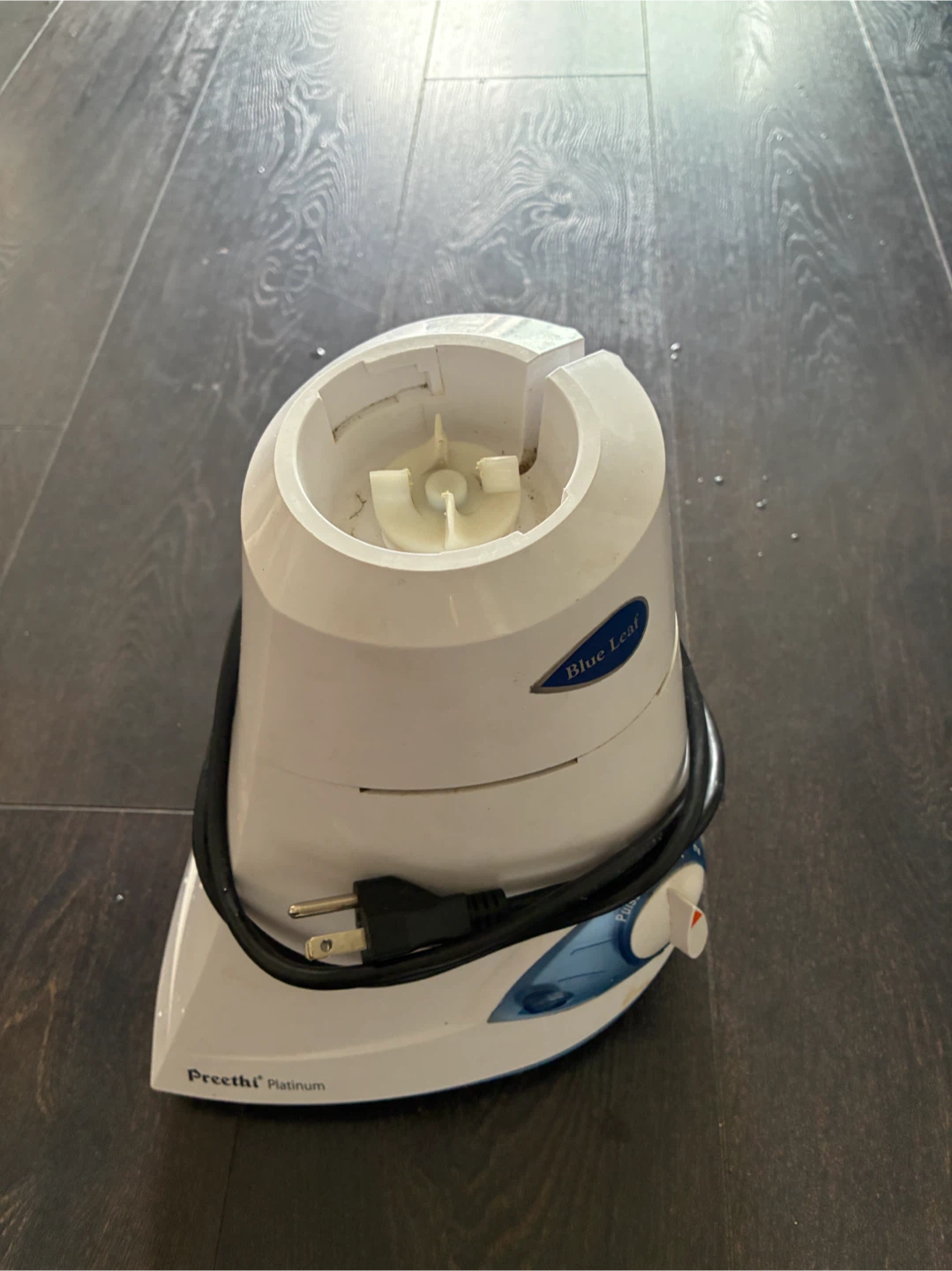 Preethi Platinum Mixer Grinder - photo 2