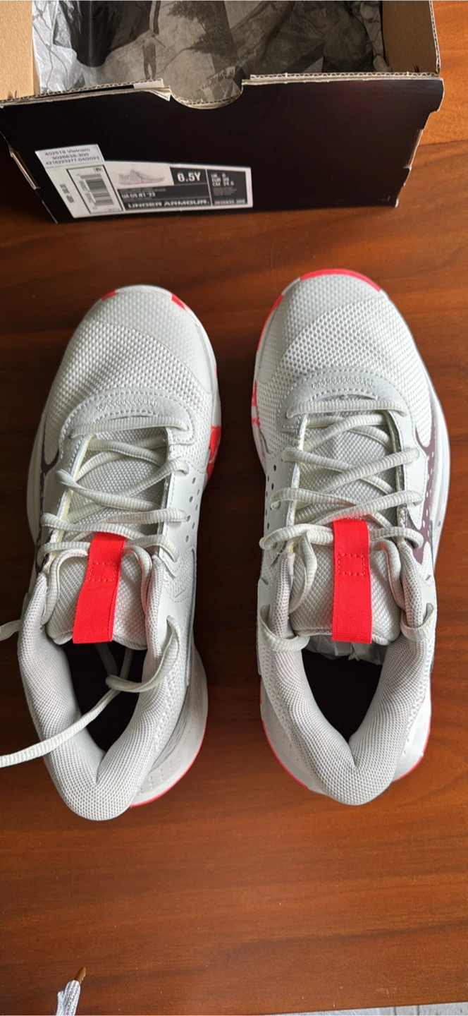 Under Armour Shoes Size 6.5Y - photo 5