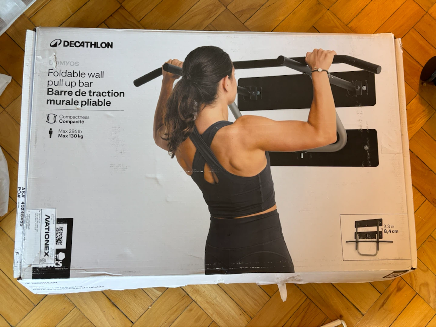 Foldable wall mounted pull up bar
