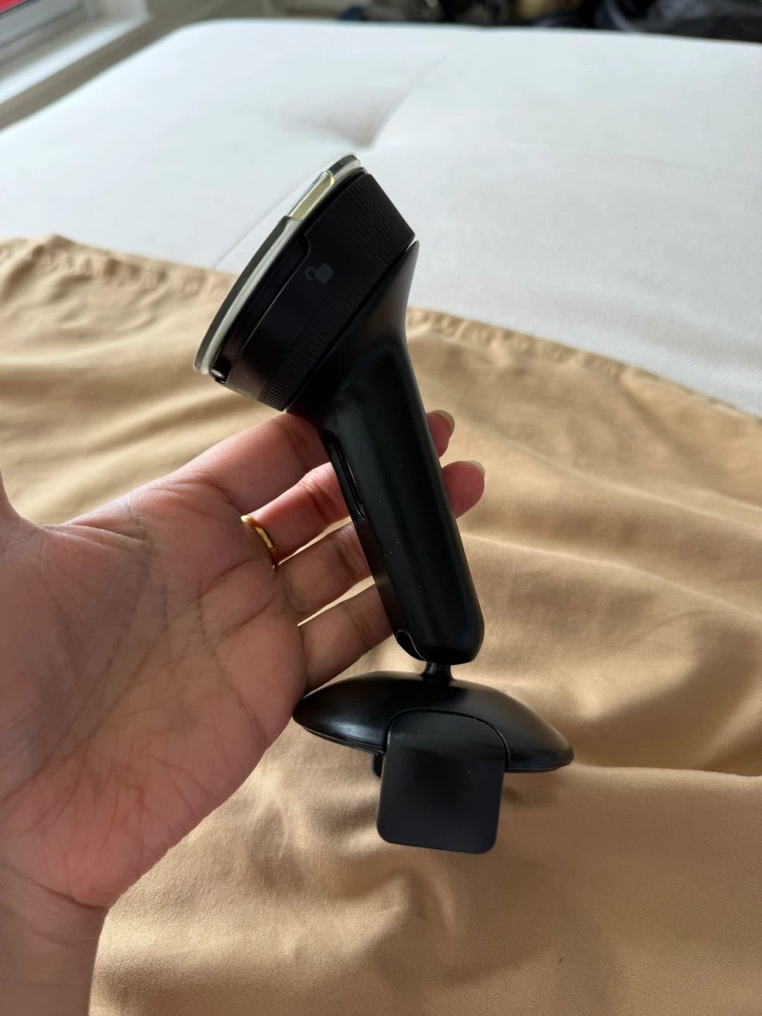 Car Window/Dash Mount for phones - photo 4