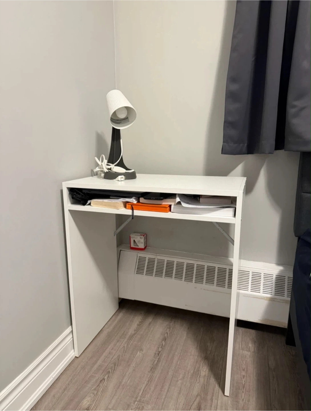 White Compact Desk - photo 3