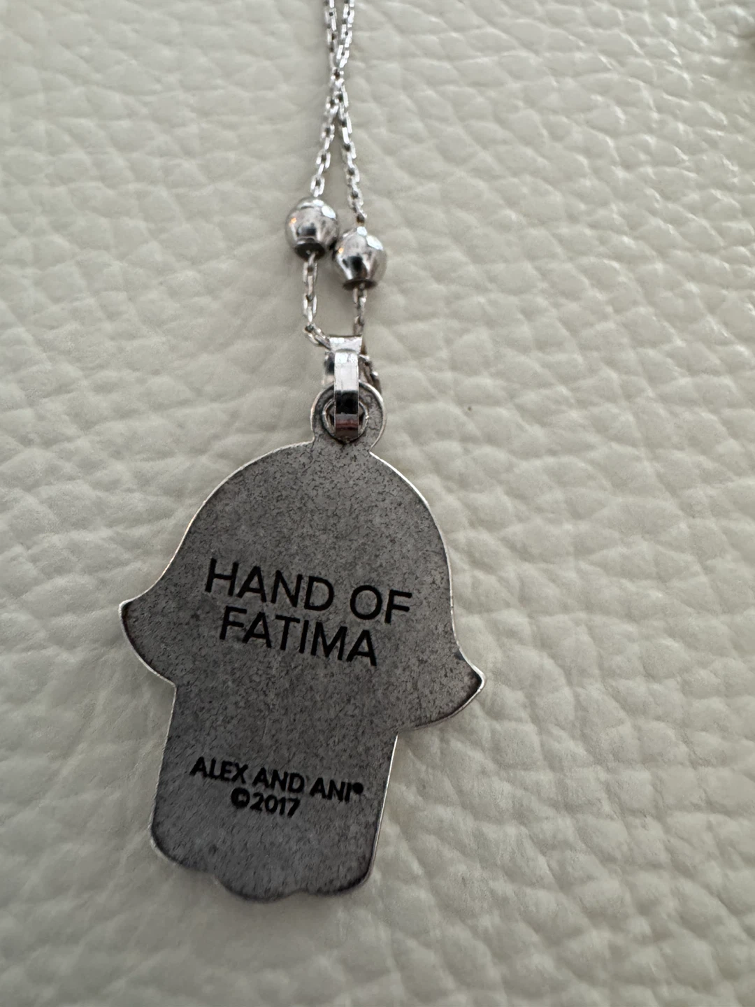 Fatima hand necklace - photo 2