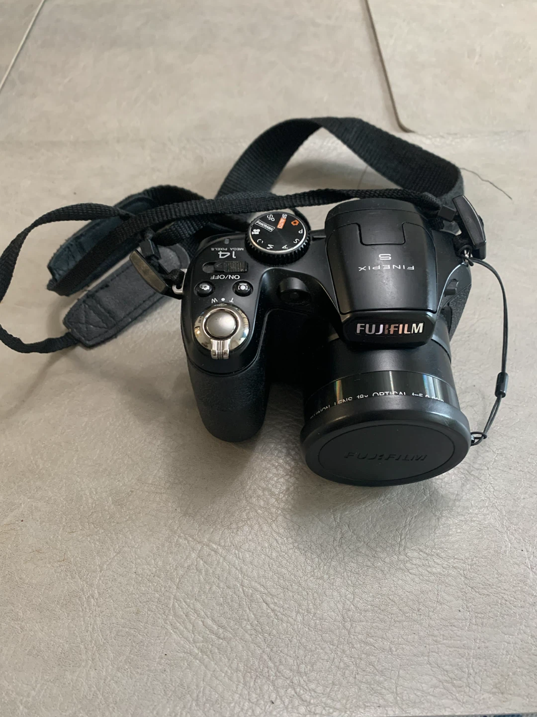 Fujifilm FinePix Digital Camera S280 - photo 3