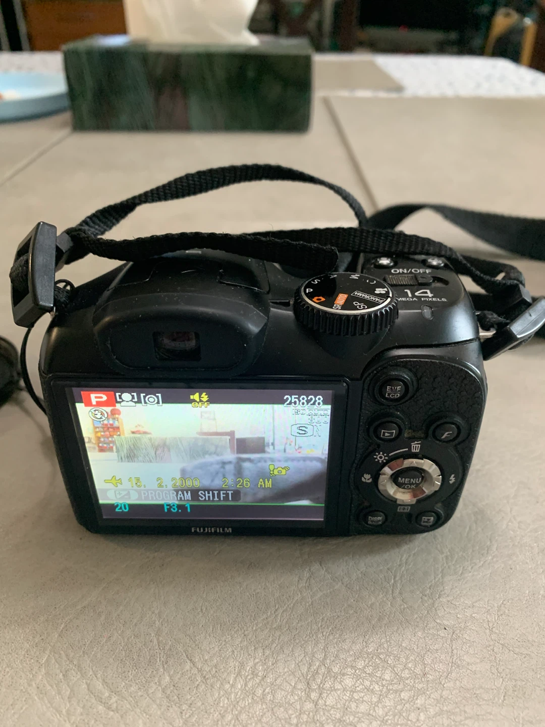Fujifilm FinePix Digital Camera S280 - photo 4
