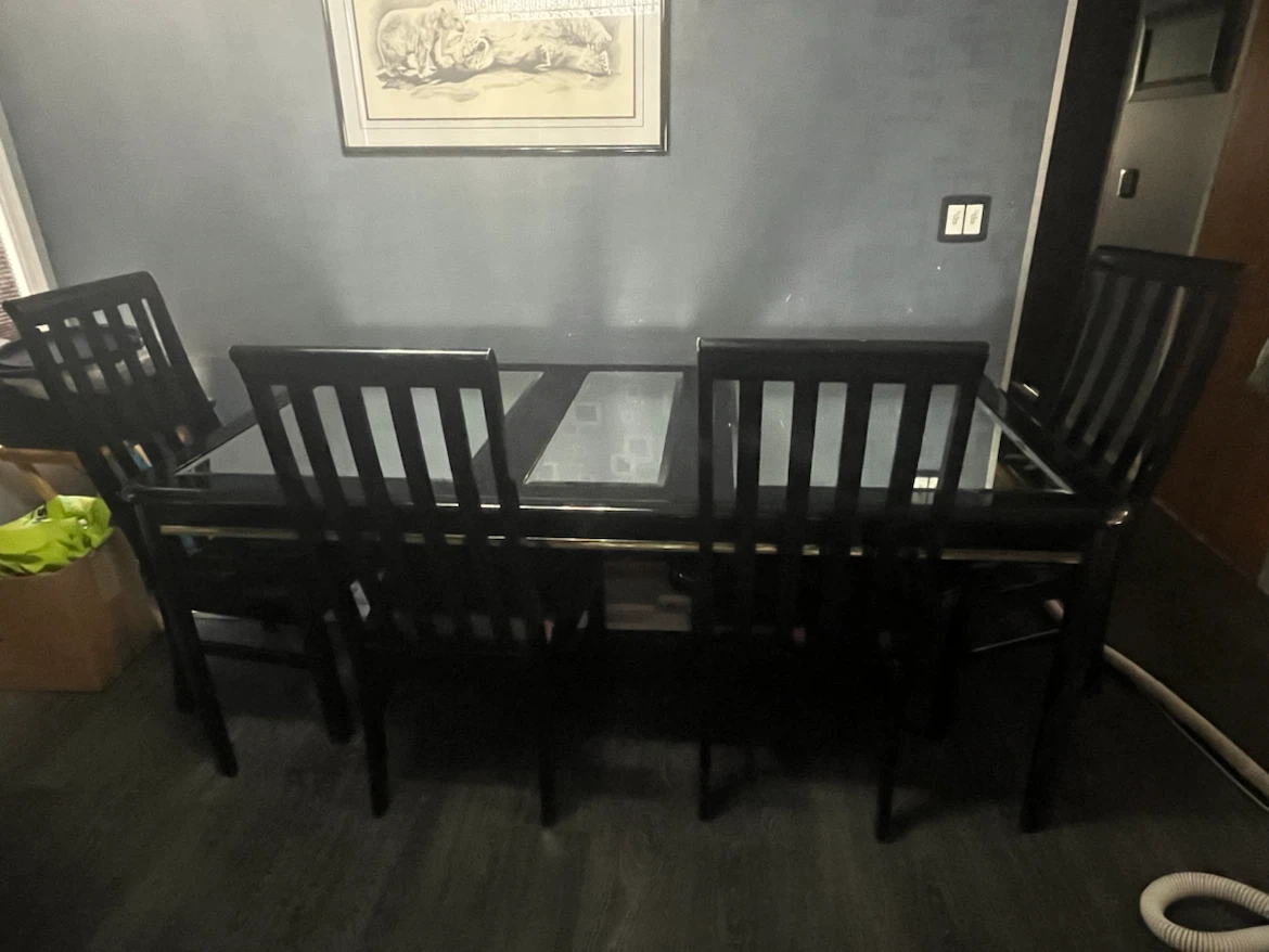 Dining Table with 4 Chairs