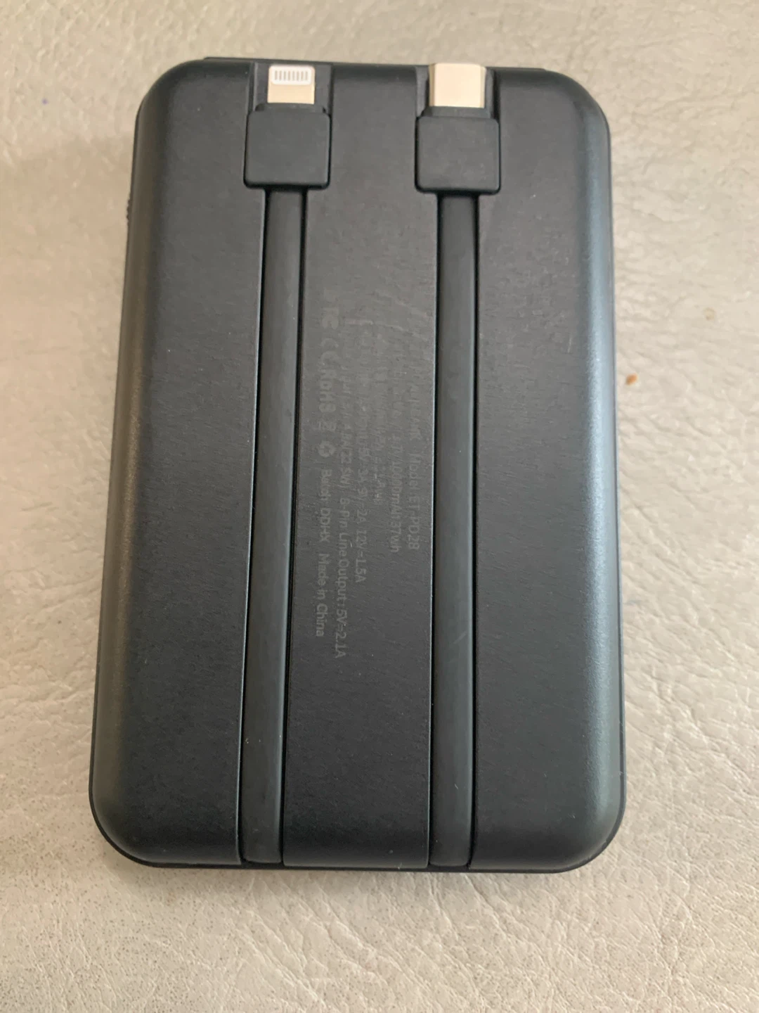 Earldom Power Bank Wireless Charger - photo 2