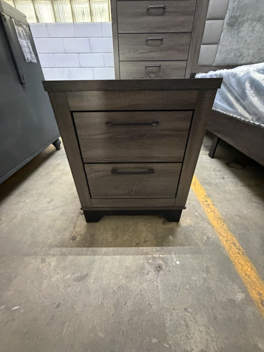 Queen size 4pc Bedroom set - photo 2