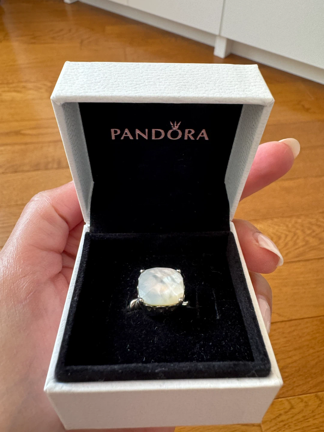 Pandora mother of pearl ring - photo 2