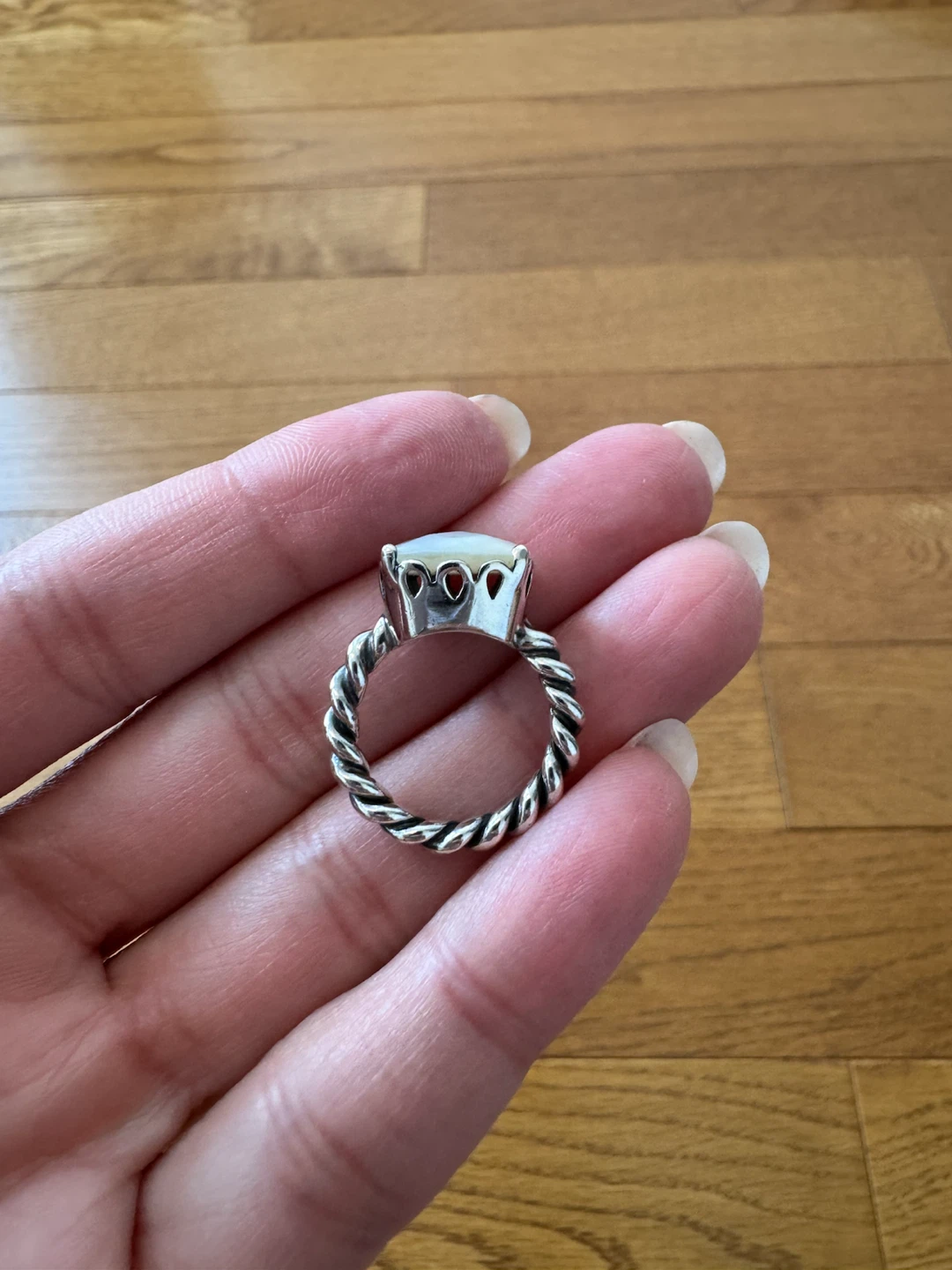 Pandora mother of pearl ring - photo 3