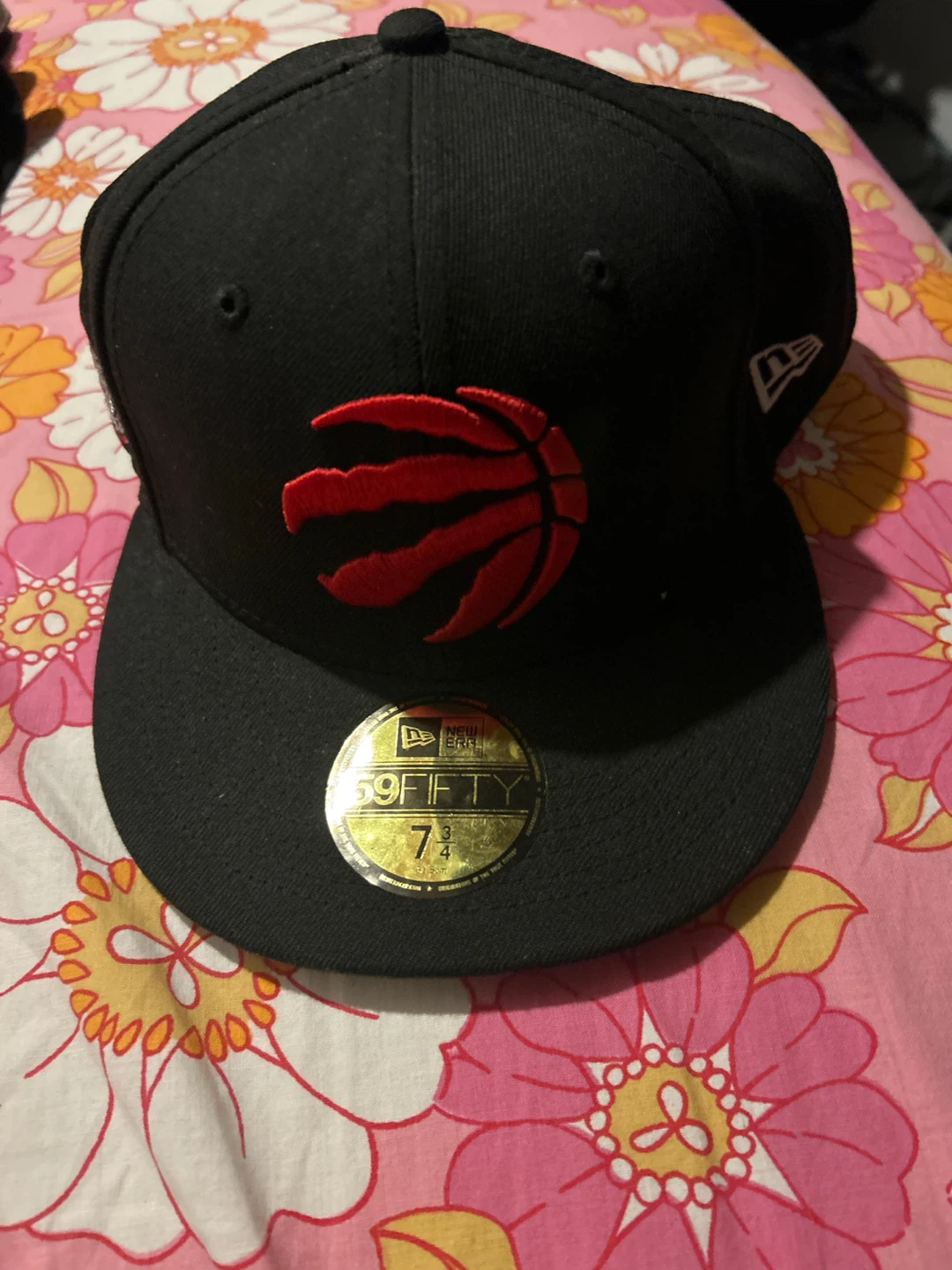 New Era Toronto Raptors 59FIFTY Hat - Size 7 3/4