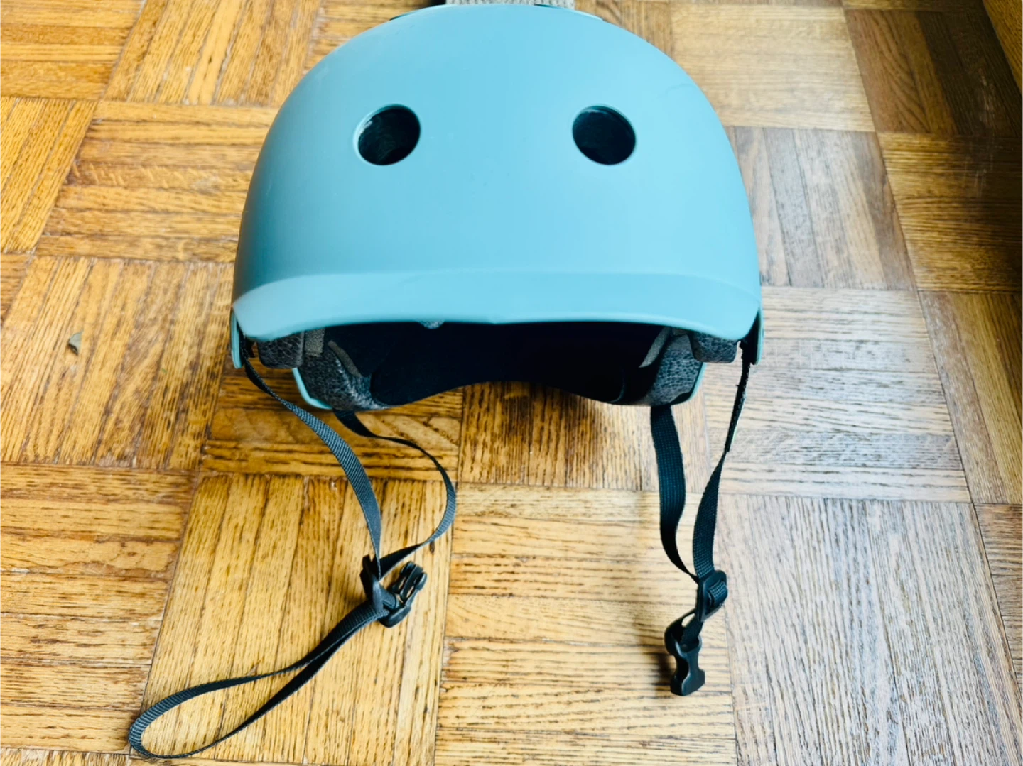 Urge cycling helmet adult Small fits 54-57cm gently used - photo 3
