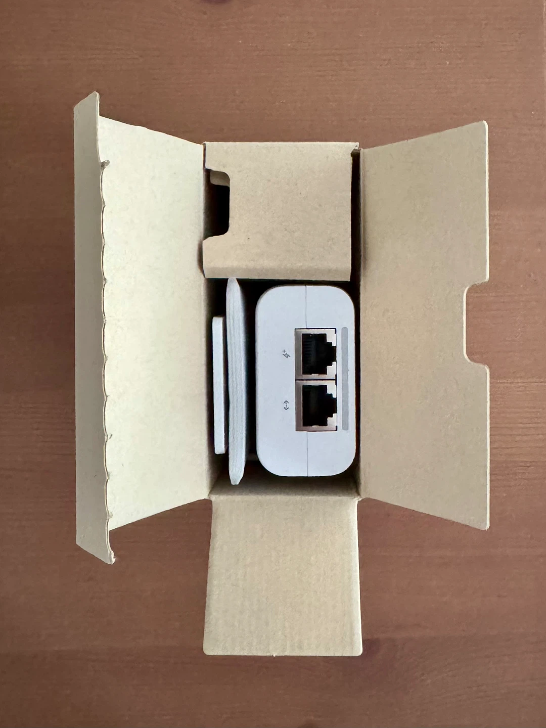 Ubiquiti UniFi 2.5G 30W PoE+ Adapter - photo 5