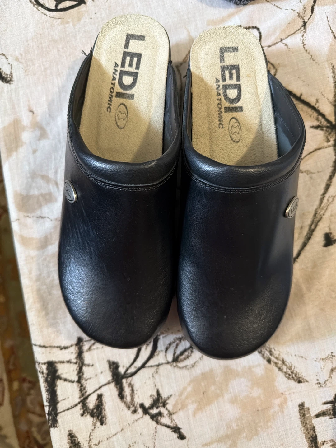 LEDI Anatomic Black Clogs - Size 41, US 10 - photo 2